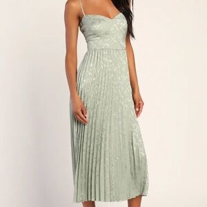 Lulu's Sage Green Pleated Midi Dress